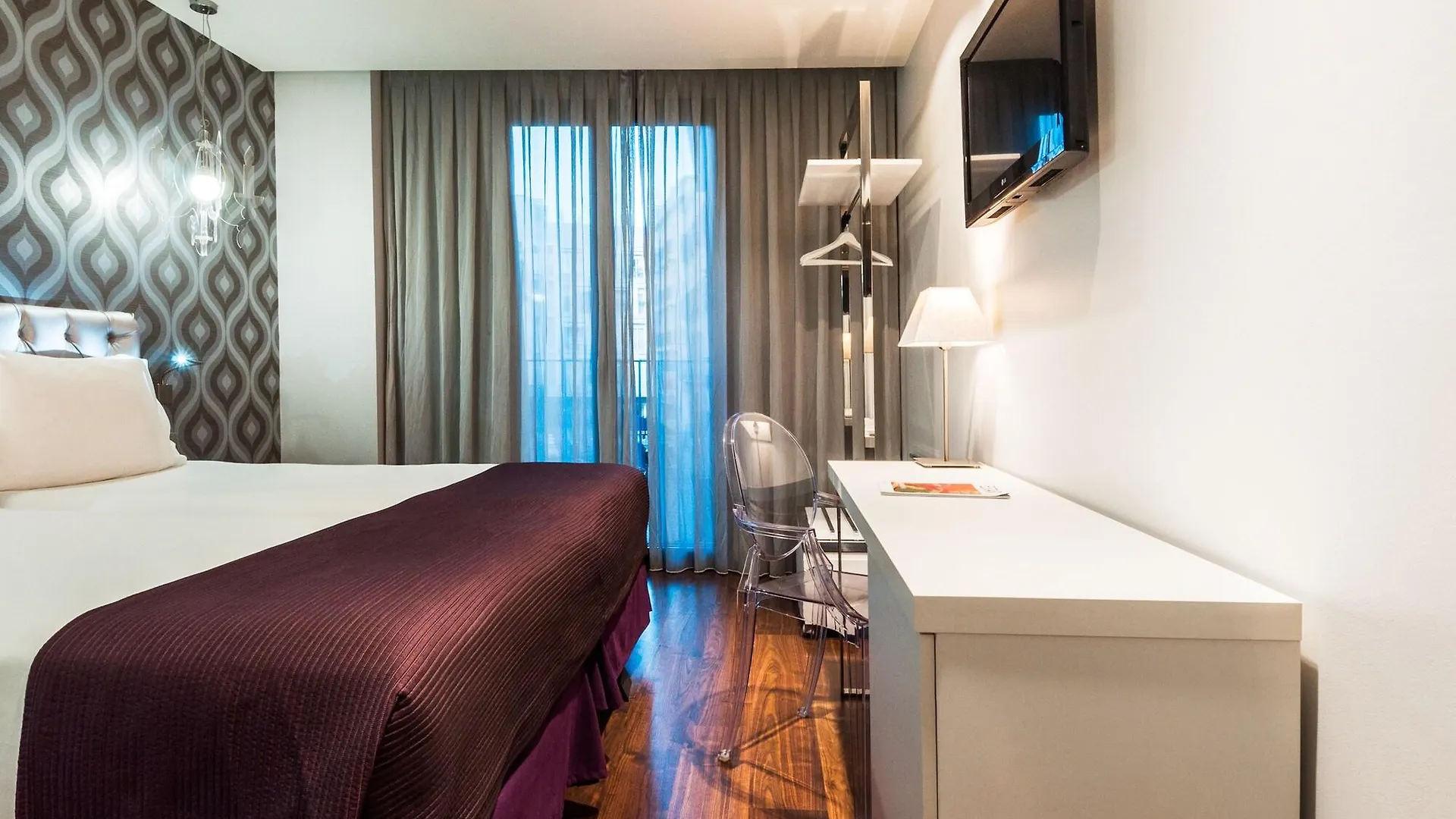 Ikonik Ramblas Barcelona 4*,