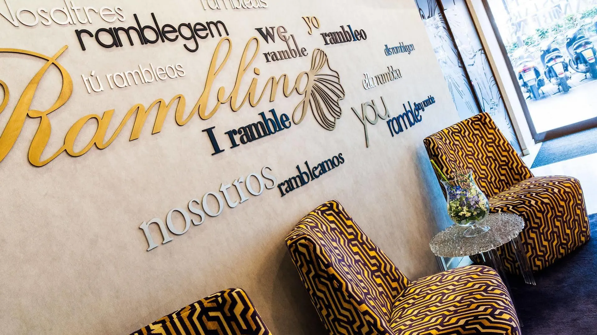 Ikonik Ramblas Barselona Otel